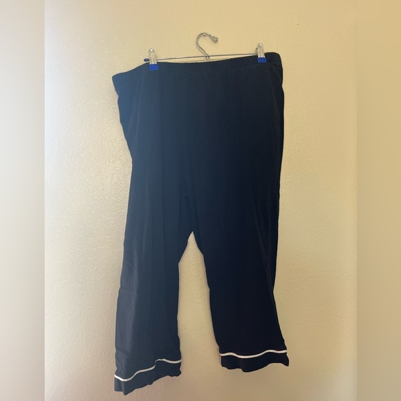 Pajama set to button down and bottoms with pockets women’s 2x - Picture 4 of 6